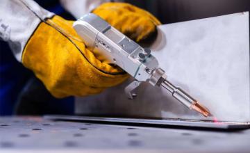 Лазерная сварка: плюсы и минусы по сравнению с традиционной